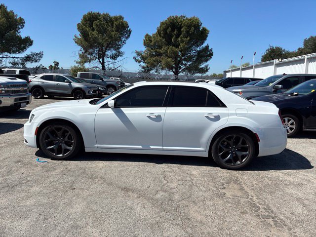 Used 2022 Chrysler 300 S RWD image 4