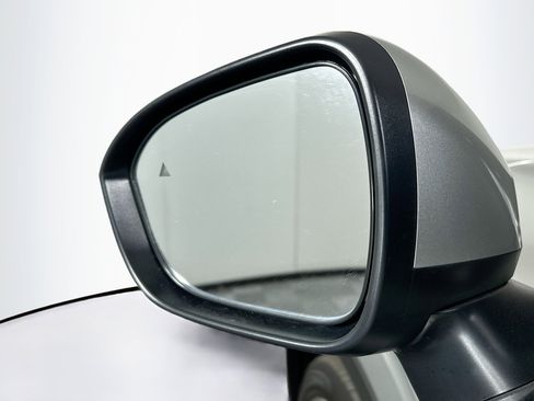 Used 2024 Mitsubishi Outlander SE image 16