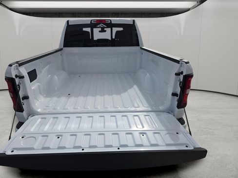 New 2026 RAM 1500 Big Horn AWD/4WD image 34
