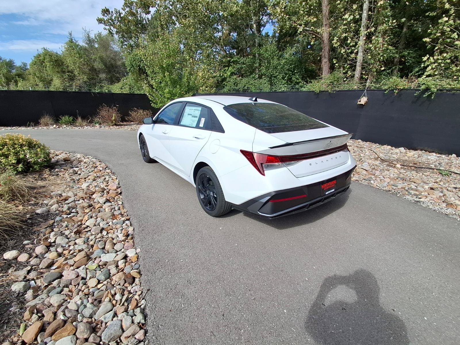 New 2026 Hyundai Elantra Sport FWD image 3