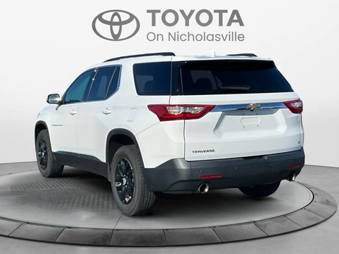 Used 2019 Chevrolet Traverse LT FWD image 3
