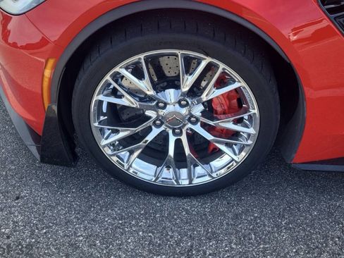 Used 2016 Chevrolet Corvette Z06 w/ 3LZ Preferred Equipment Group RWD image 4