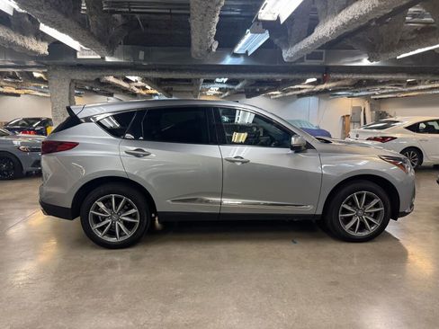 Certified 2023 Acura RDX w/ Technology Package image 6