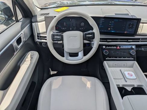 Certified 2026 Hyundai Santa Fe SE AWD/4WD image 16