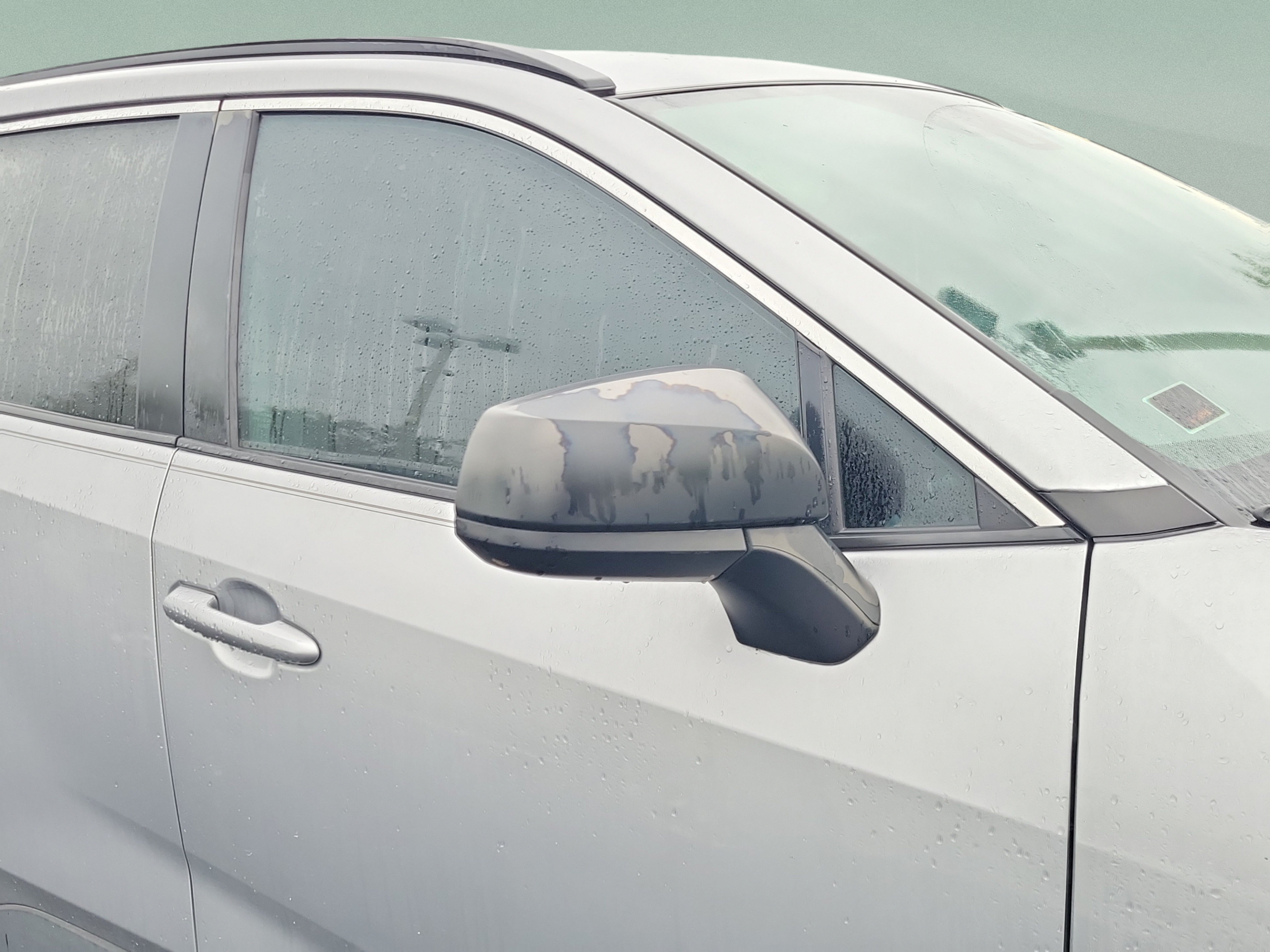 Used 2021 Toyota RAV4 LE FWD image 14