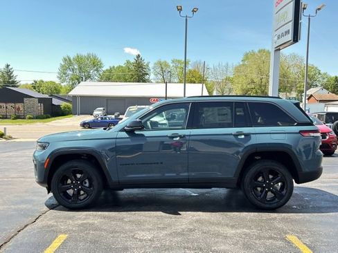 New 2026 Jeep Grand Cherokee Limited AWD/4WD image 6