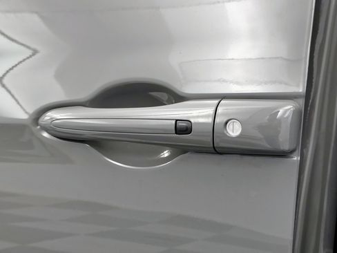 Used 2024 Chrysler Pacifica Limited w/ Trailer Tow Group image 21