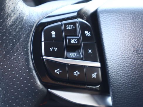 Used 2025 Ford Explorer ST-Line image 25