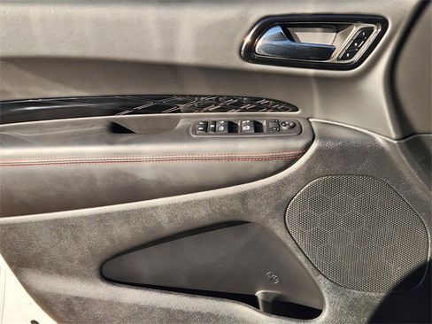 Used 2025 Dodge Durango GT image 22