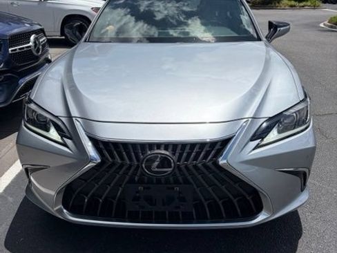 Used 2022 Lexus ES 350 w/ Premium Package FWD image 2