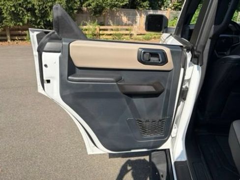 Used 2024 Ford Bronco Wildtrak AWD/4WD image 28