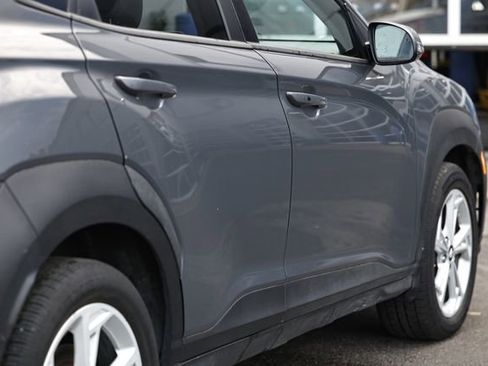 Used 2023 Hyundai Kona SEL image 9