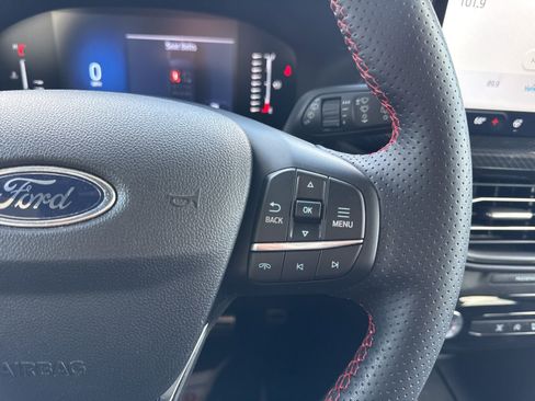 Certified 2024 Ford Escape ST-Line w/ Tech Pack #1 AWD/4WD image 30