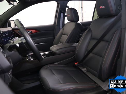 Used 2024 Chevrolet Traverse Z71 w/ Enhanced Driving Package AWD/4WD image 23