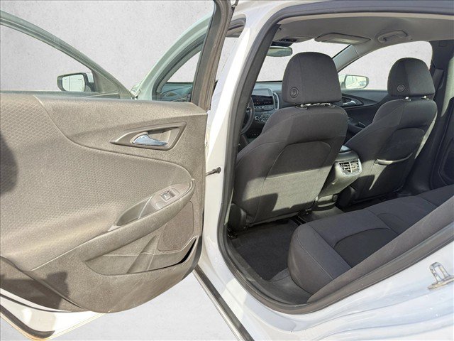 Used 2023 Chevrolet Malibu LT w/ Driver Confidence Package FWD image 21