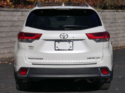 Used 2019 Toyota Highlander Limited Platinum image 5