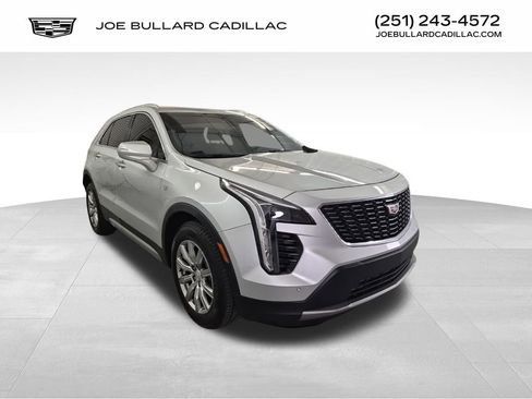 Used 2021 Cadillac XT4 Premium Luxury w/ Cold Weather Package image 1