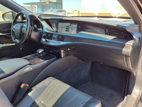 Used 2018 Lexus LS 500 AWD w/ Interior Upgrade Package image 10