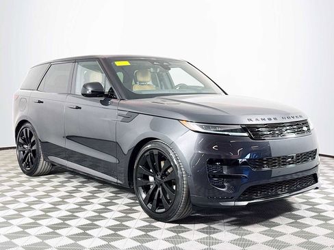New 2026 Land Rover Range Rover Sport Dynamic SE image 3