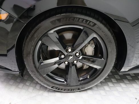 Used 2021 Ford Mustang GT Premium w/ Equipment Group 401A image 4