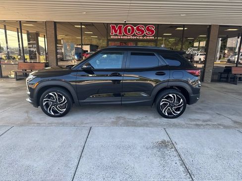 Used 2025 Chevrolet TrailBlazer RS w/ Convenience Package AWD/4WD image 7