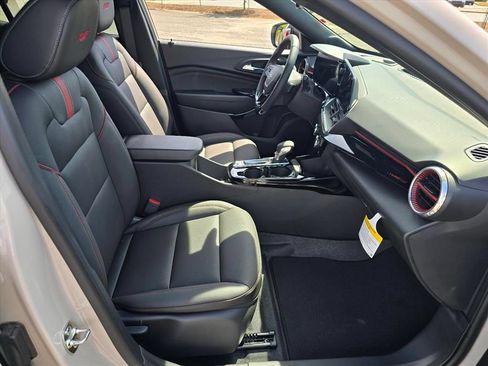 New 2026 Chevrolet Trax RS w/ Driver Confidence Package FWD image 13