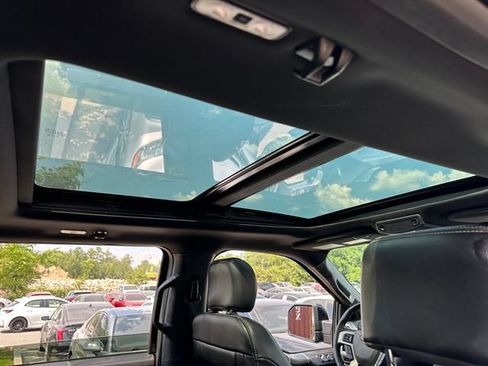 Used 2018 Ford F150 Lariat w/ Equipment Group 502A Luxury AWD/4WD image 30