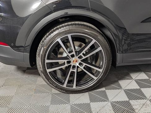 New 2026 Porsche Cayenne AWD/4WD image 13