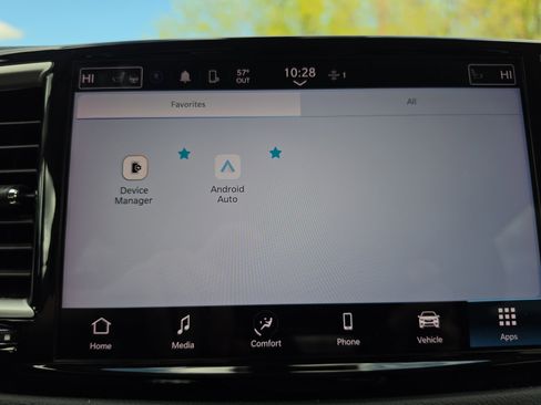 Used 2024 Chrysler Pacifica Touring-L FWD image 31