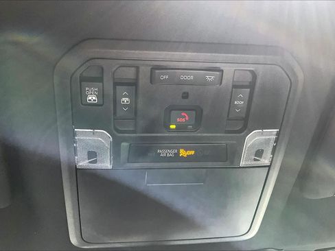 Used 2025 Toyota Tundra Limited w/ Power Package AWD/4WD image 34