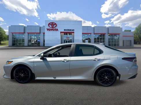 Certified 2021 Toyota Camry LE AWD/4WD image 5