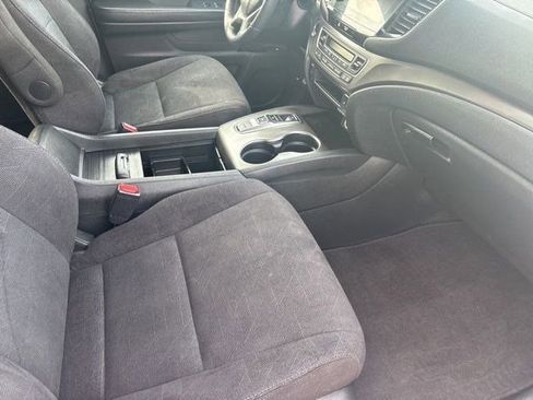 Used 2022 Honda Pilot Sport image 38