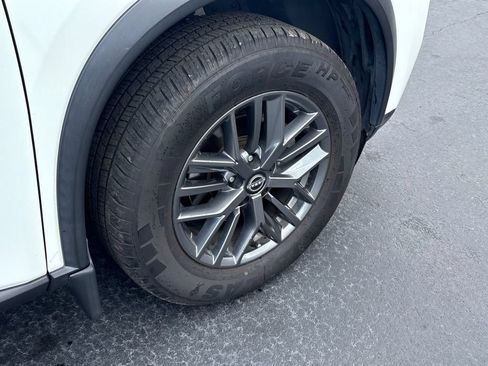 Used 2023 Nissan Rogue S FWD image 28