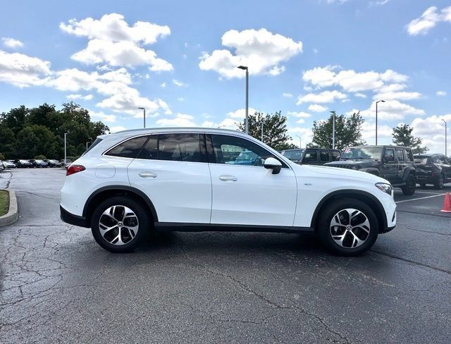Certified 2025 Mercedes-Benz GLC 350e 4MATIC image 13