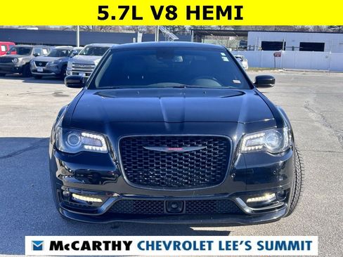 Used 2023 Chrysler 300 S w/ Comfort Group image 4