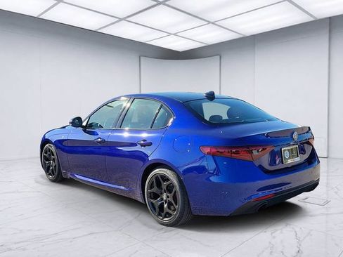 Used 2022 Alfa Romeo Giulia Ti w/ Active Assist Plus Package RWD image 3