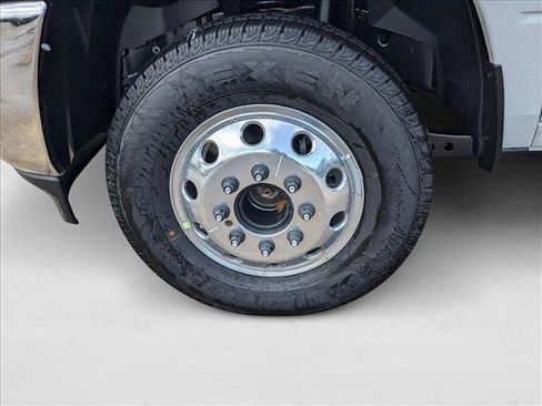 New 2025 RAM 3500 Tradesman w/ Chrome Appearance Group image 16