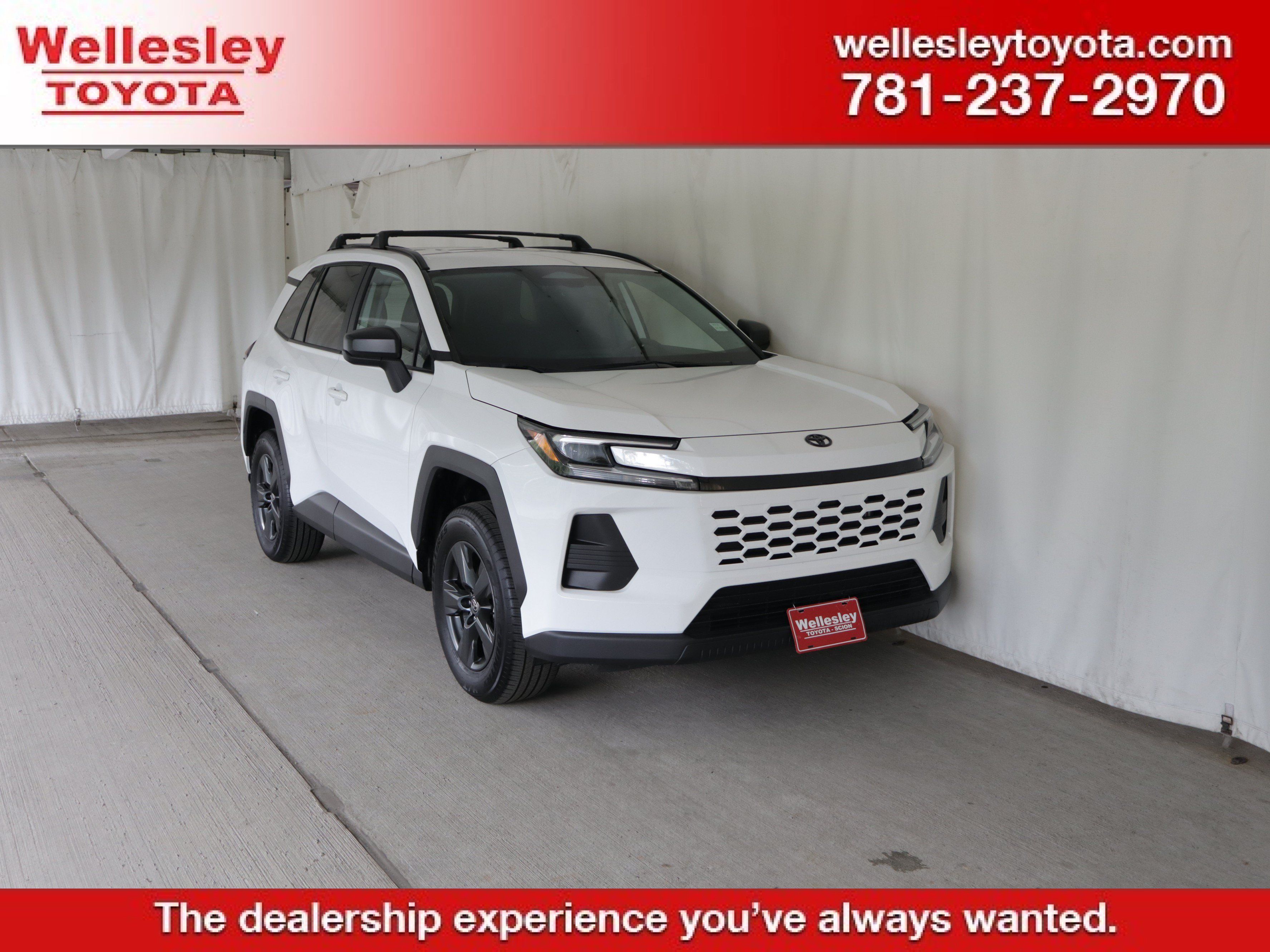 Used 2026 Toyota RAV4 LE AWD/4WD image 1