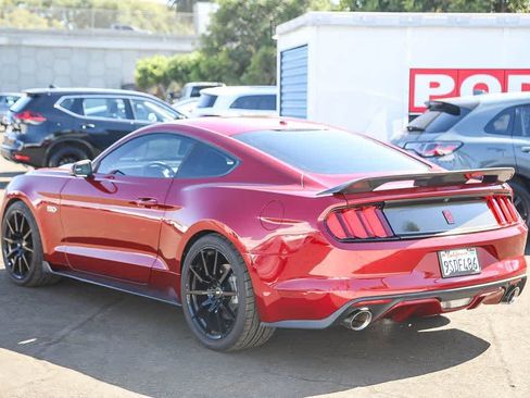 Used 2017 Ford Mustang GT Premium RWD image 6