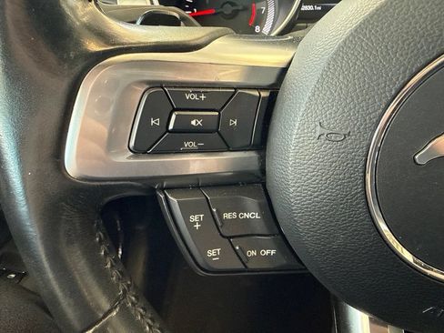Used 2019 Ford Mustang Premium RWD image 15