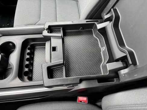 Used 2019 RAM 1500 Big Horn image 16