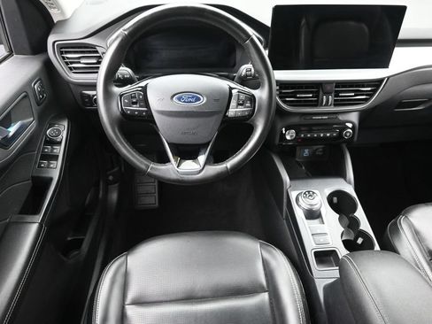 Used 2023 Ford Escape Platinum AWD/4WD image 14