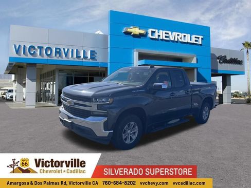 Used 2020 Chevrolet Silverado 1500 LT w/ Trailering Package AWD/4WD image 1
