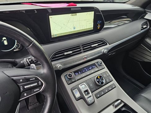 Used 2022 Hyundai Palisade Calligraphy image 24