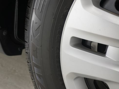 Used 2018 Dodge Journey SE w/ Popular Equipment Group FWD image 23