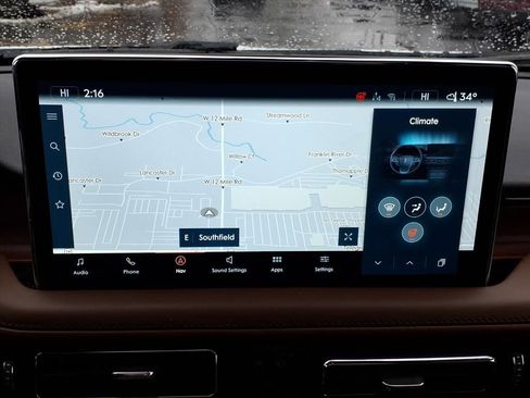 Certified 2022 Lincoln Nautilus Reserve image 17