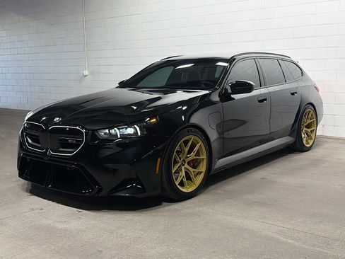 Used 2026 BMW M5 Touring w/ M Driver's Package image 1