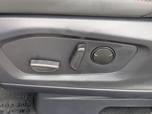 New 2026 Ford Explorer Active w/ Active Comfort Package image 14