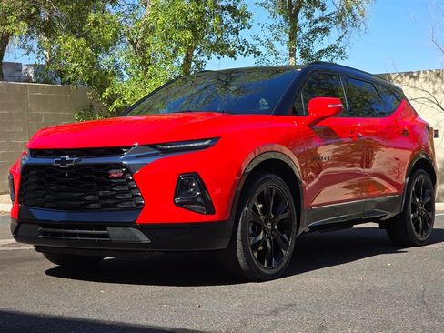 Used 2022 Chevrolet Blazer RS w/ Enhanced Convenience Package FWD image 3