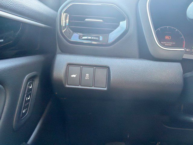 Used 2025 Honda Pilot Touring image 26